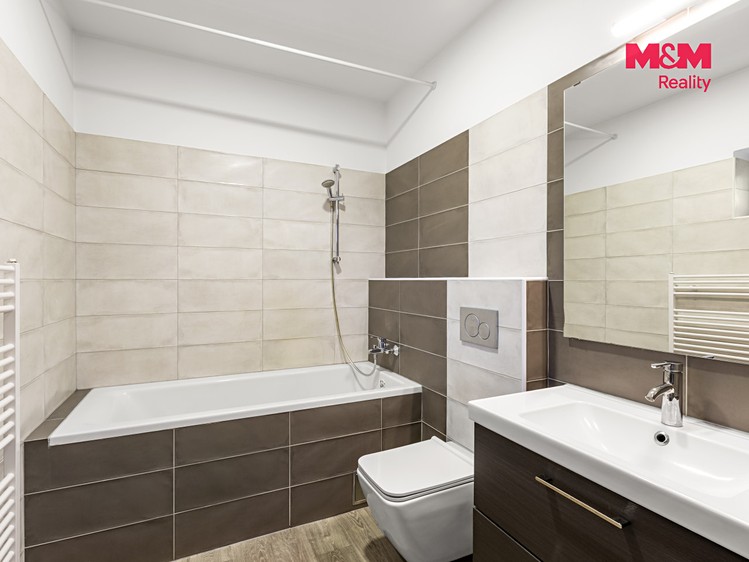 Prodej domu, 220 m² (12 z 23)