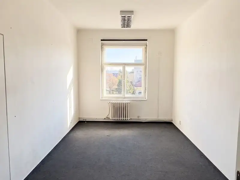 Pronájem kanceláře 18 m², Praha – náhled fotky 3
