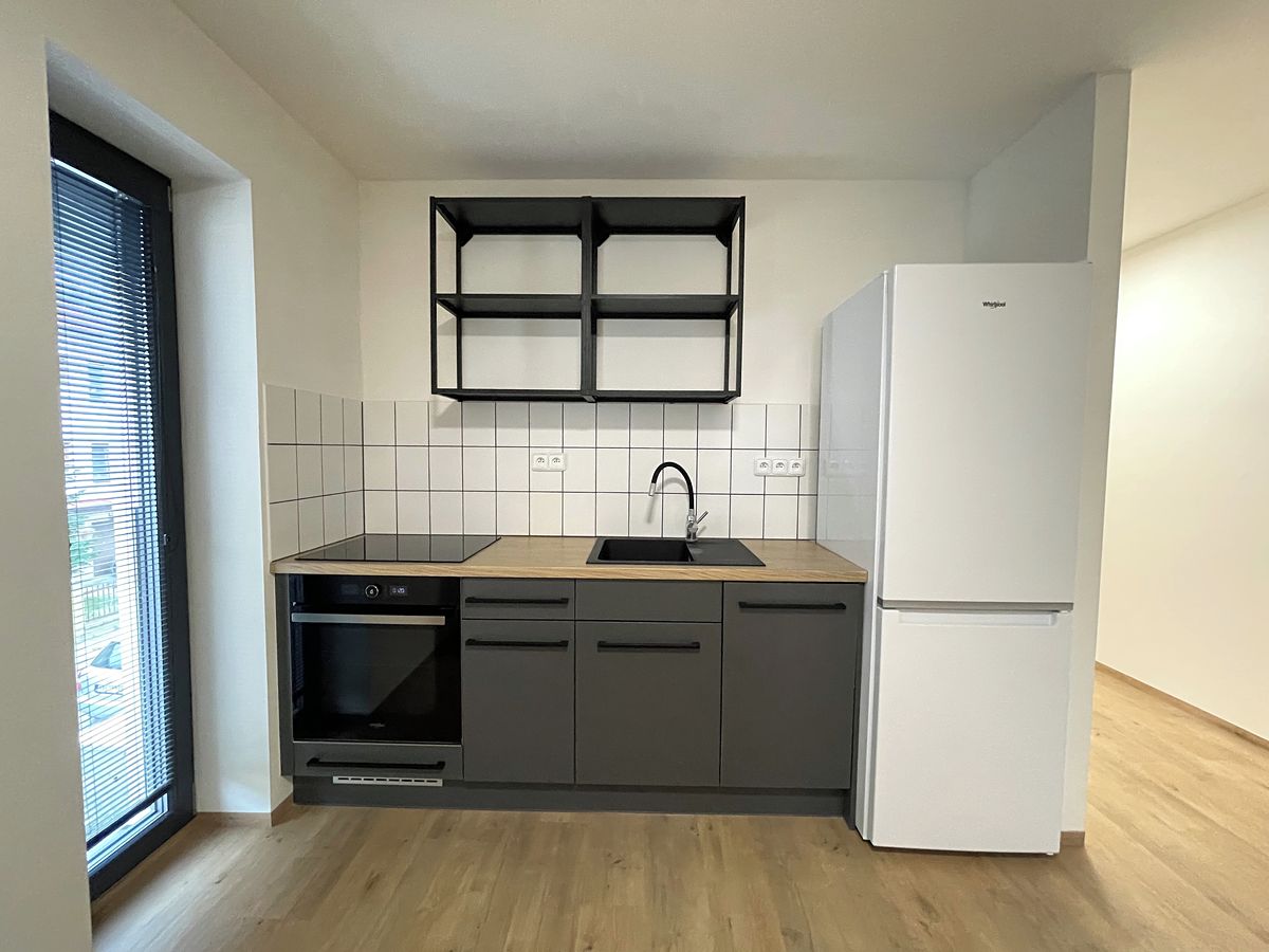 Pronájem bytu 2+kk 42 m² – fotografie 4