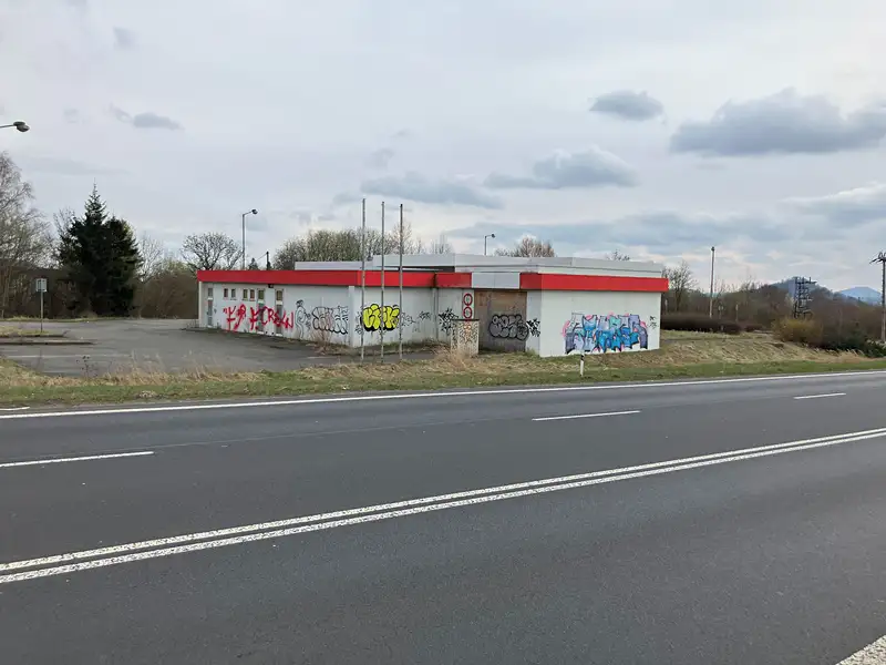 Dražba komerční nemovitosti 6912 m², Nový Bor – náhled fotky 1