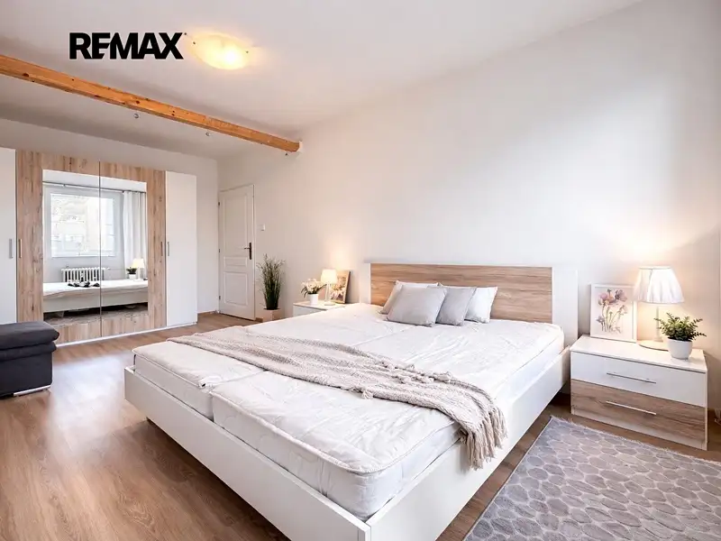 Pronájem bytu 4+kk 107 m², Praha – náhled fotky 1