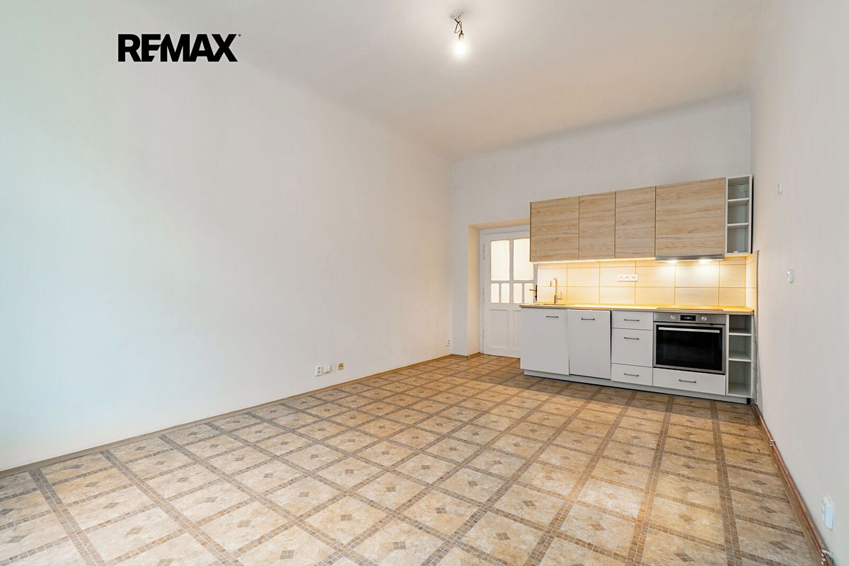 Pronájem bytu 2+kk 65 m² – fotografie 5