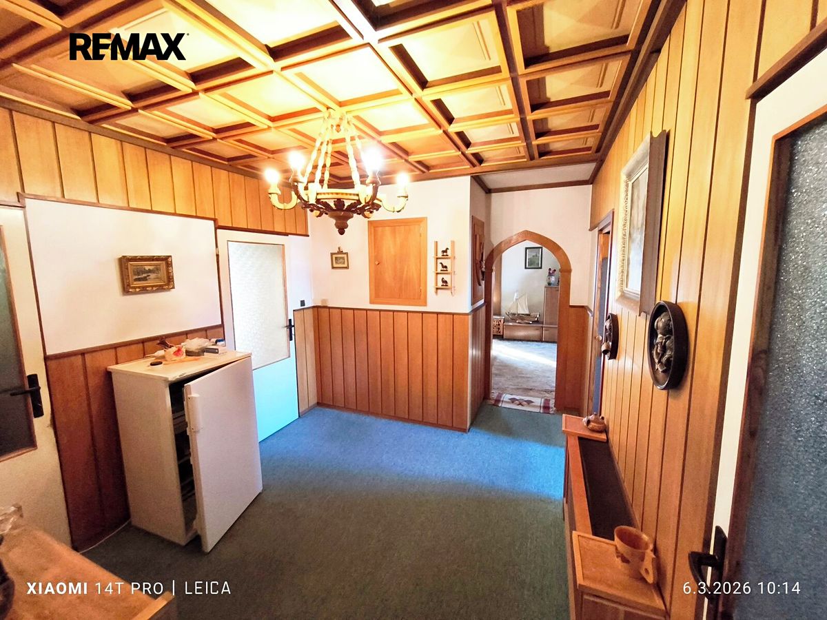 Prodej rodinného domu 200 m², pozemek 579 m² – fotografie 5
