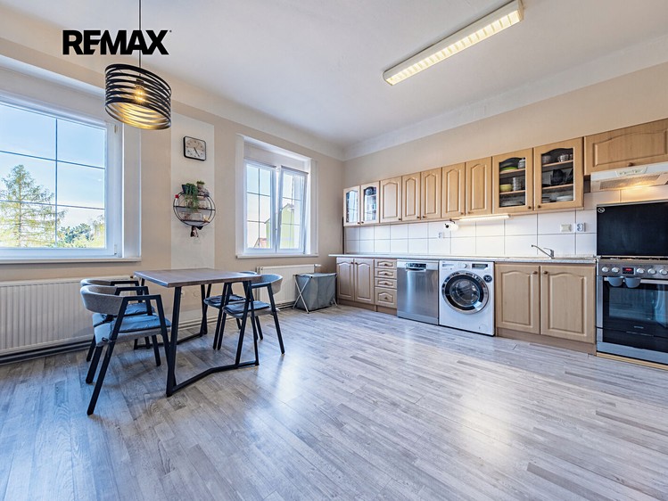 Комерційне приміщення на продаж, 260 м² (25 з 55)