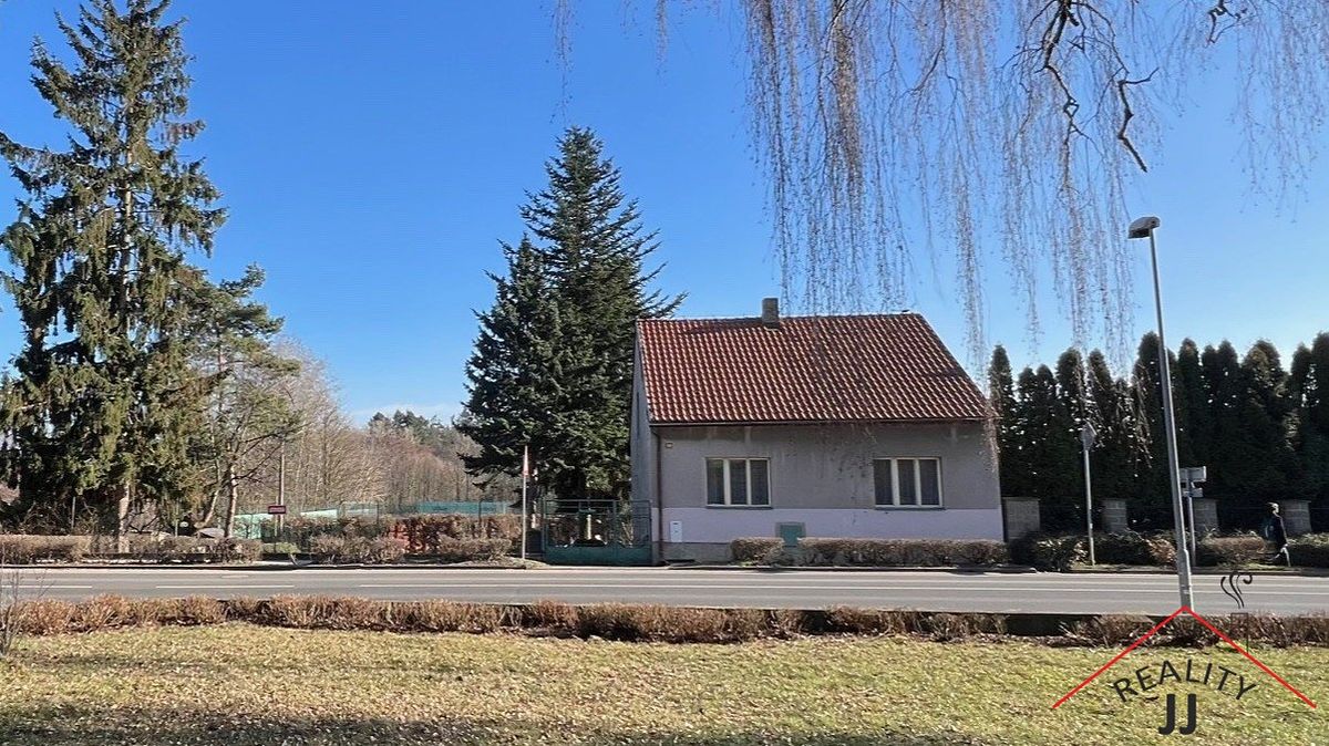 Prodej rodinného domu 116 m², pozemek 1003 m² – fotografie 5