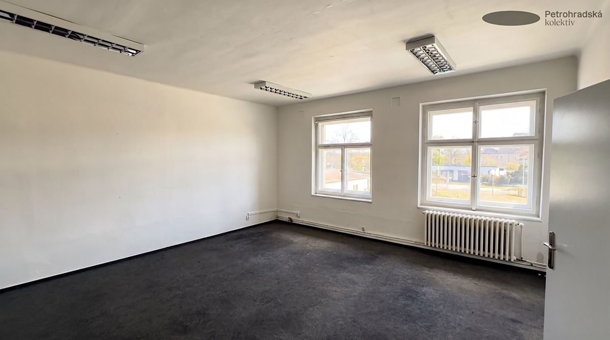 Pronájem kanceláře 31 m², Praha – fotka 1 z 3