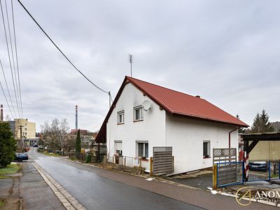 Prodej rodinného domu 211 m², pozemek 1005 m²