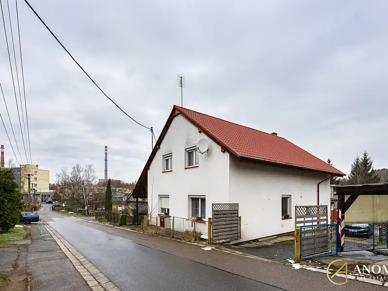 Prodej rodinného domu 211 m², pozemek 1005 m², Vamberk – náhled fotky 1