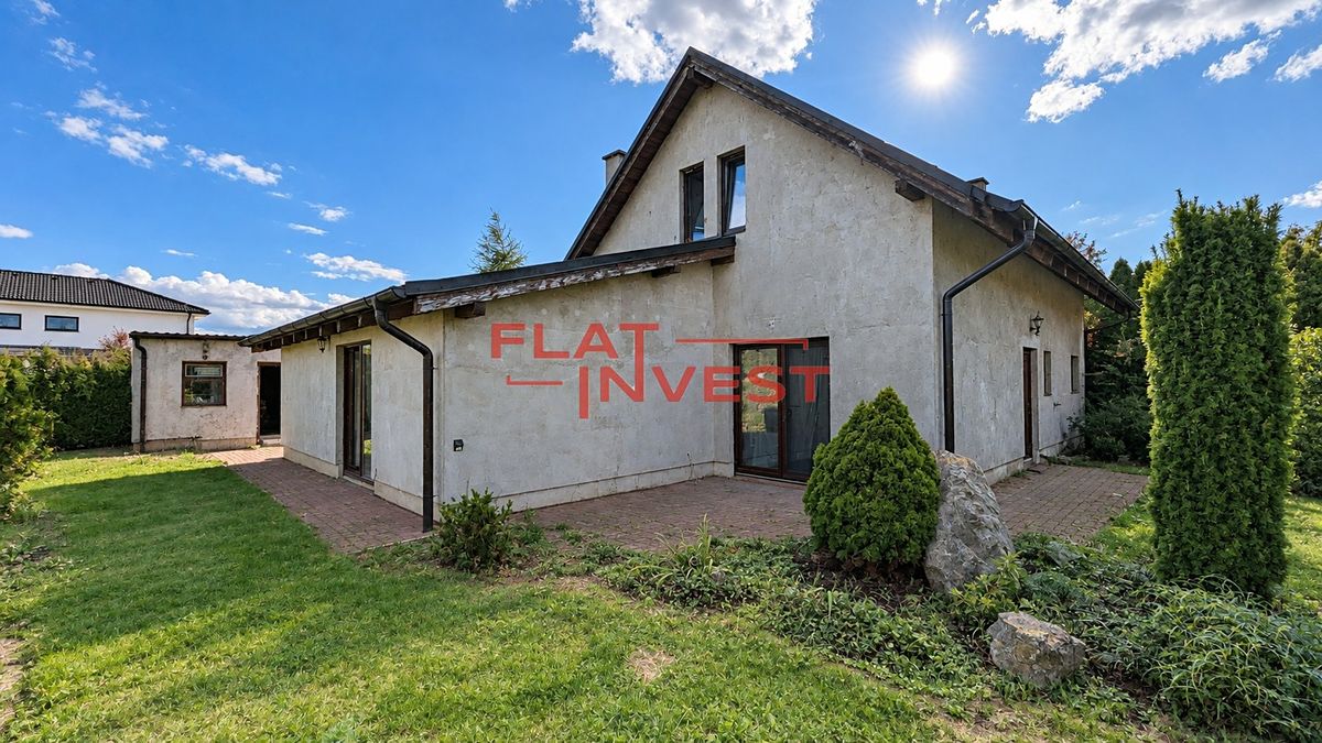Prodej rodinného domu 150 m², pozemek 896 m² – fotografie 3