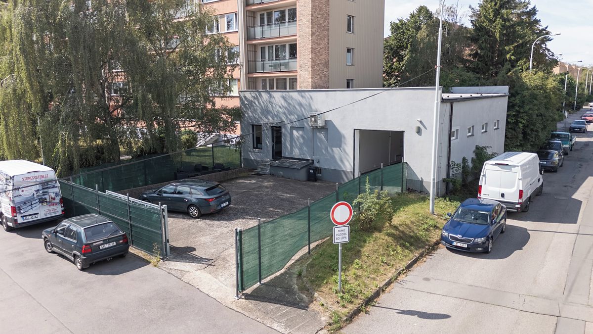 Prodej skladového prostoru 210 m² – fotografie 2