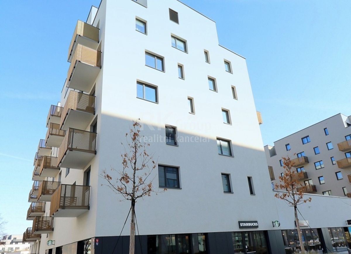 Pronájem bytu 3+kk 75 m²