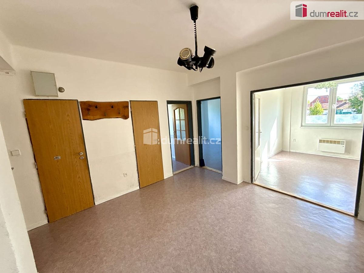 Pronájem bytu 3+1 88 m² – fotografie 5