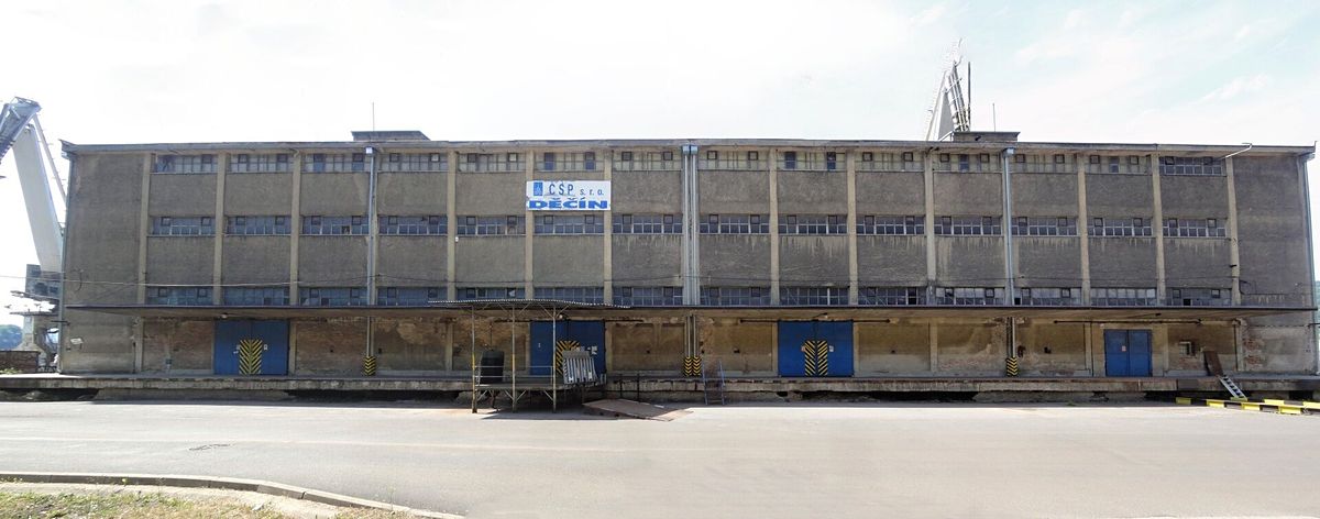 Pronájem skladového prostoru 890 m² – fotografie 3