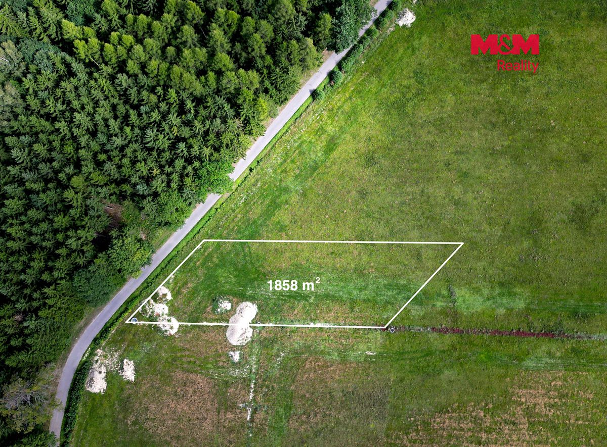Prodej stavebního pozemku 1858 m² – fotografie 3