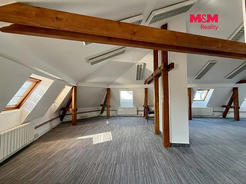 Pronájem kanceláře 275 m², Ostrava – náhled fotky 2