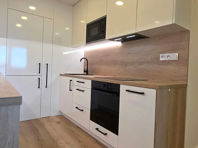 Prodej bytu 2+kk 54 m², Praha – náhled fotky 2
