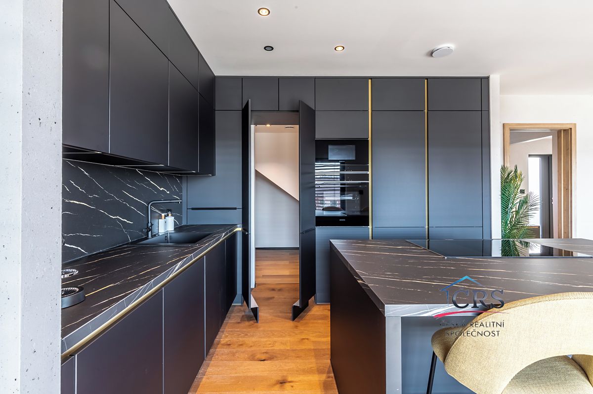 Prodej rodinného domu 151 m², pozemek 775 m² – fotografie 5