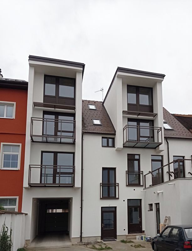 Pronájem bytu atypický 106 m² – fotografie 2