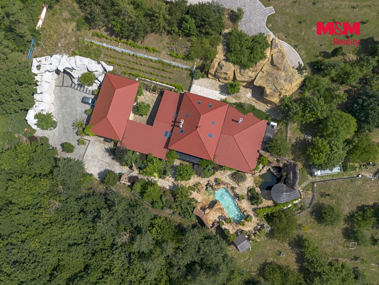 Prodej domu, 996 m² (7 z 30)