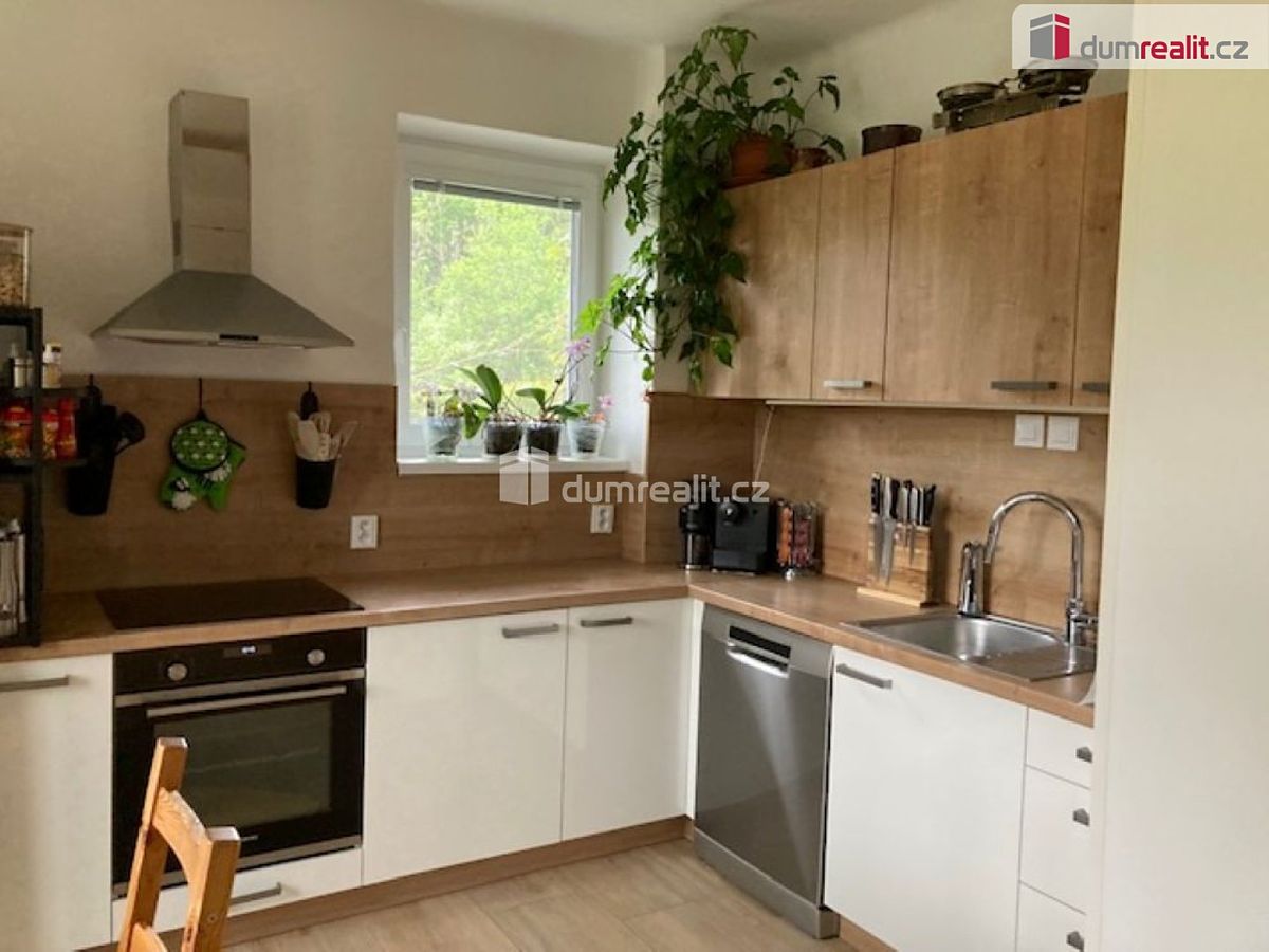 Prodej vícegeneračního domu 102 m², pozemek 1506 m²