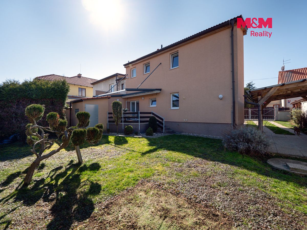 Pronájem rodinného domu 160 m², pozemek 330 m² – fotografie 5