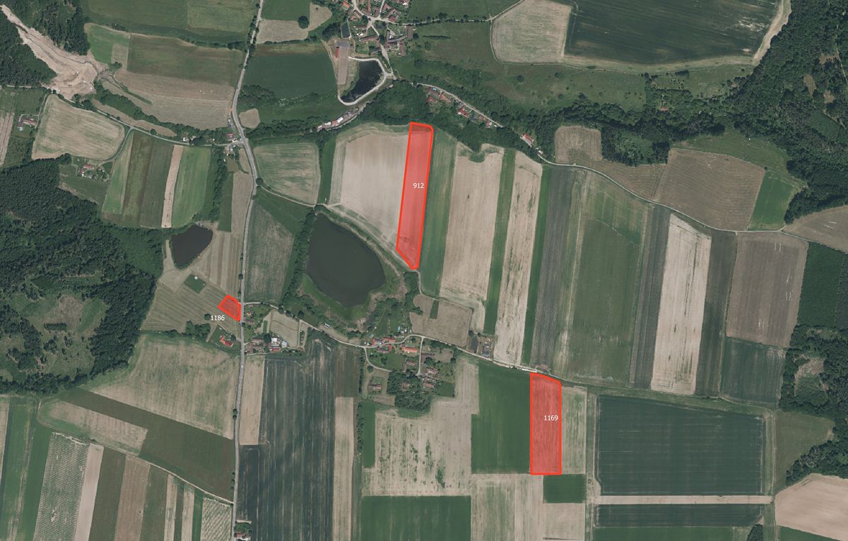 Prodej pole 52280 m²