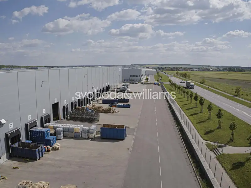 Pronájem výrobní haly, prostoru 2923 m², Mladá Boleslav – náhled fotky 2