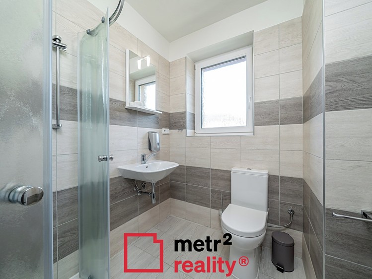 Комерційне приміщення на продаж, 330 м² (23 з 29)