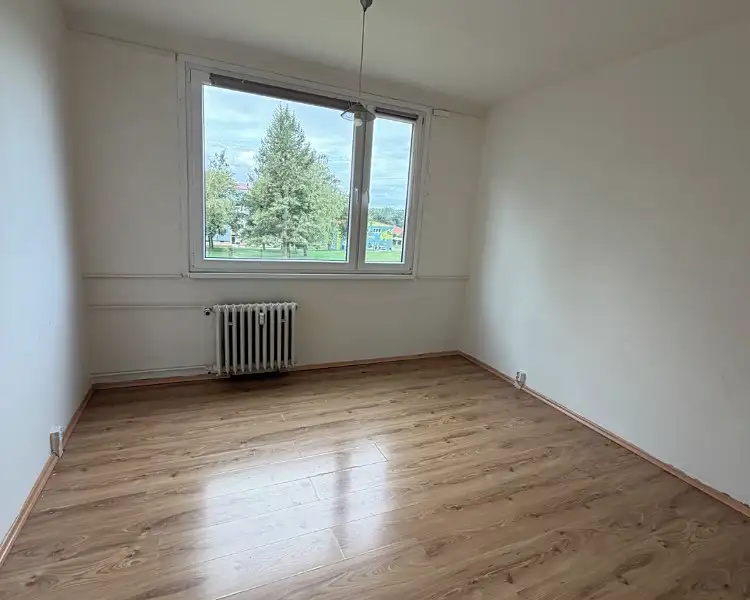 Pronájem bytu 1+kk 23 m², Duchcov – náhled fotky 3