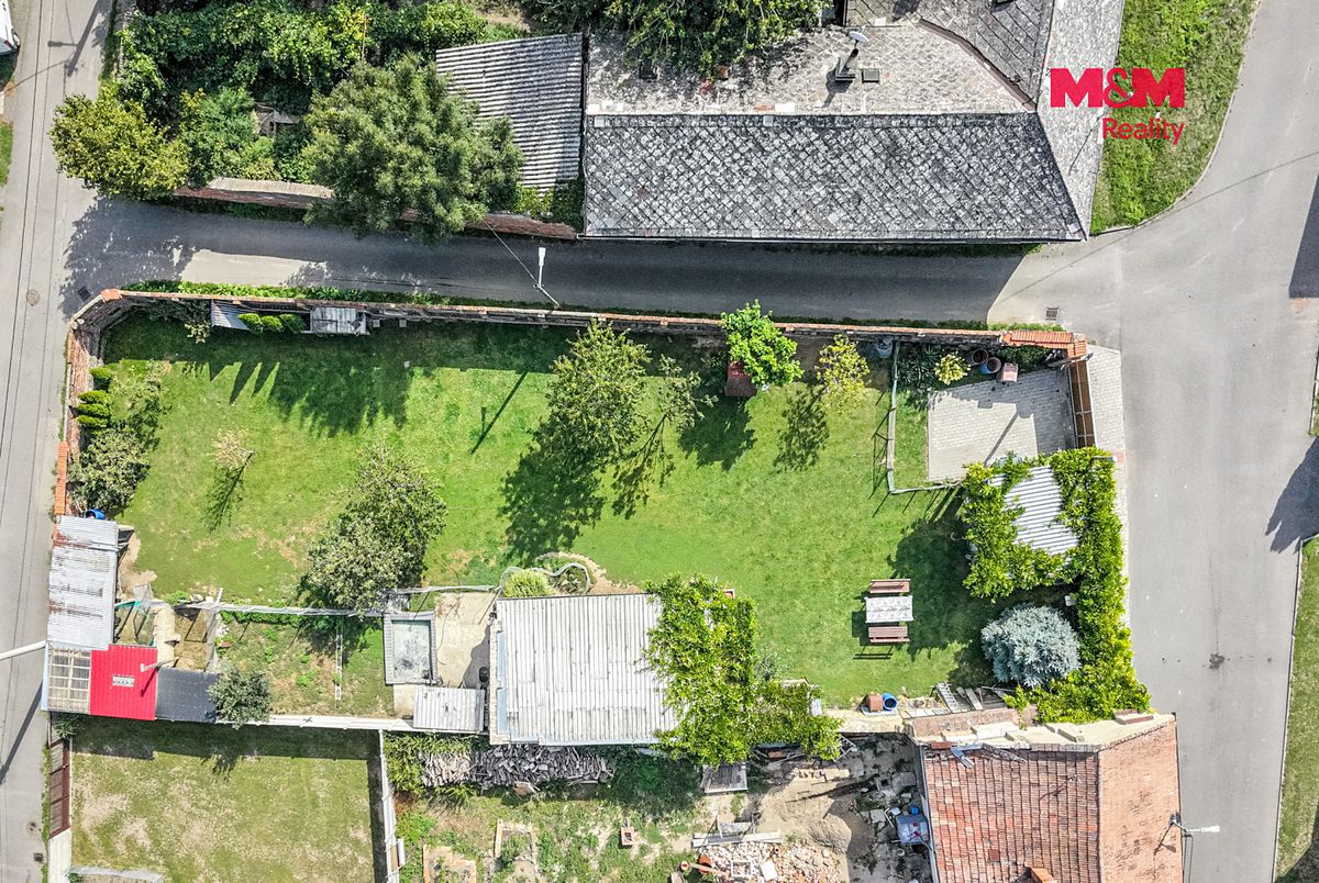Prodej stavebního pozemku 781 m² – fotografie 3