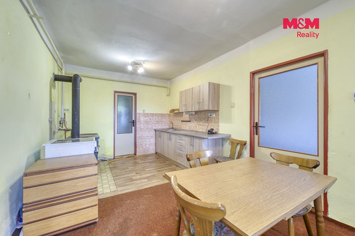 Prodej rodinného domu 85 m², pozemek 5365 m² – fotografie 4