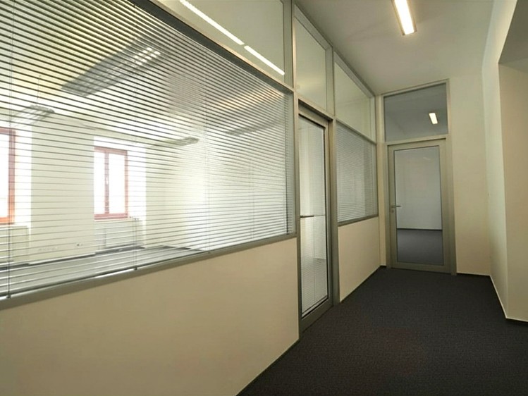 Gewerbefläche zur Miete, 105 m² (1 von 8)