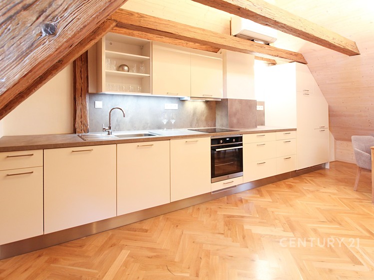 Квартира 2+kk в оренду, 73 м² (1 з 18)