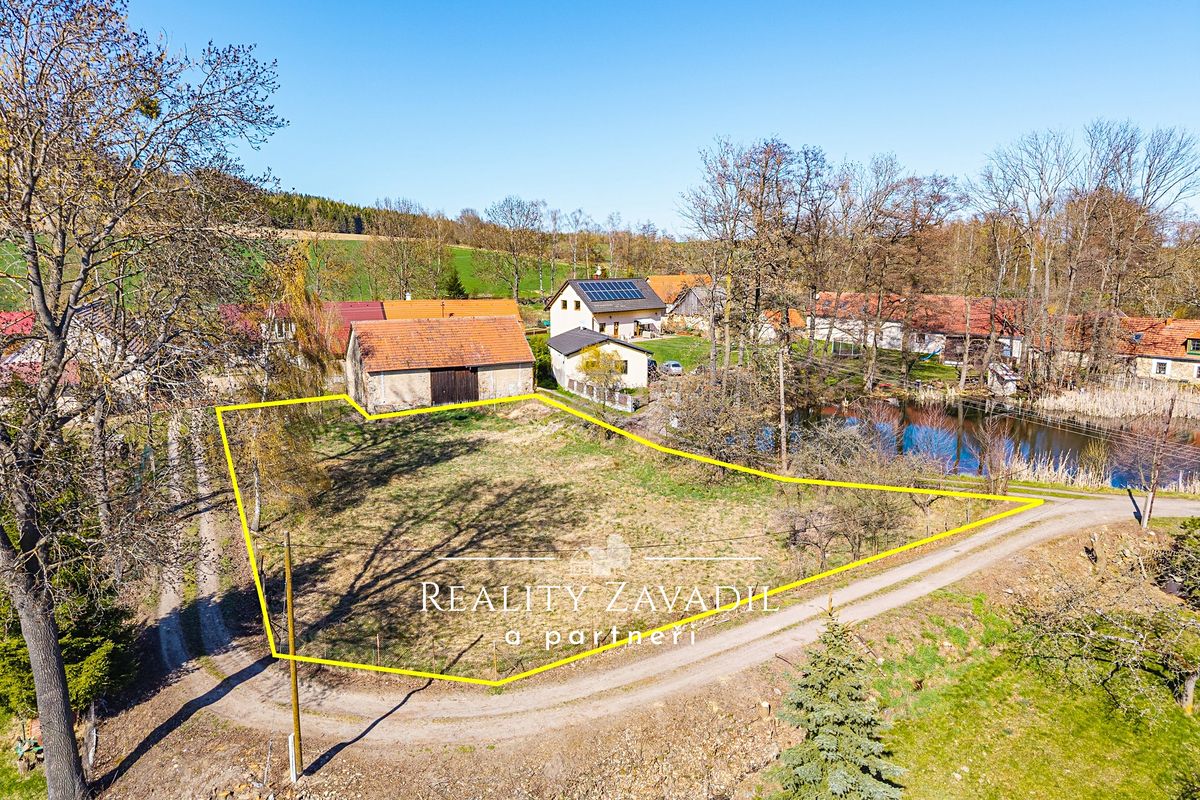 Prodej stavebního pozemku 1230 m², Jankov – fotka 1 z 3