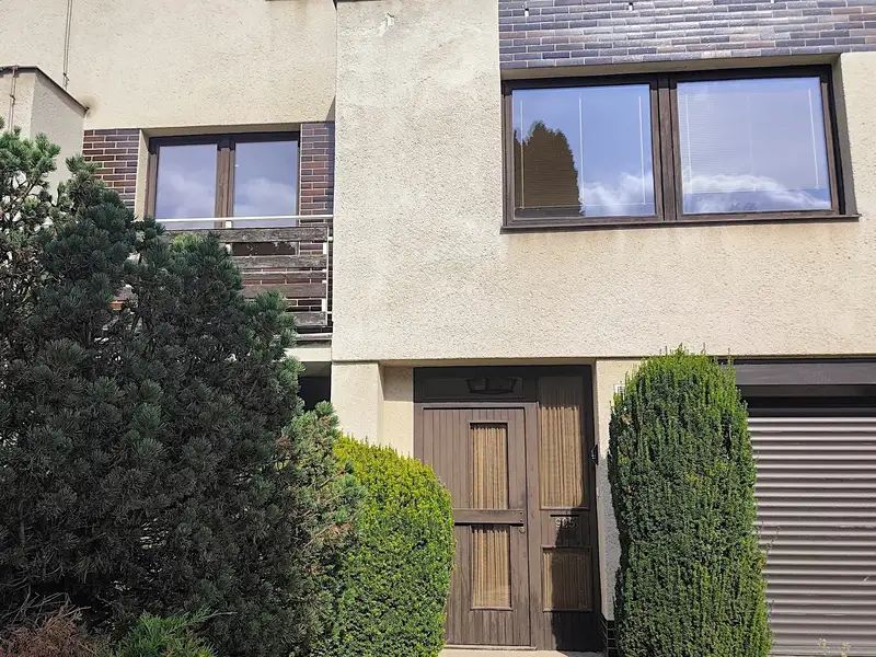 Pronájem rodinného domu 309 m², pozemek 152 m², Pardubice – náhled fotky 1