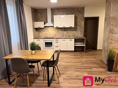 Pronájem bytu 2+kk 62 m²