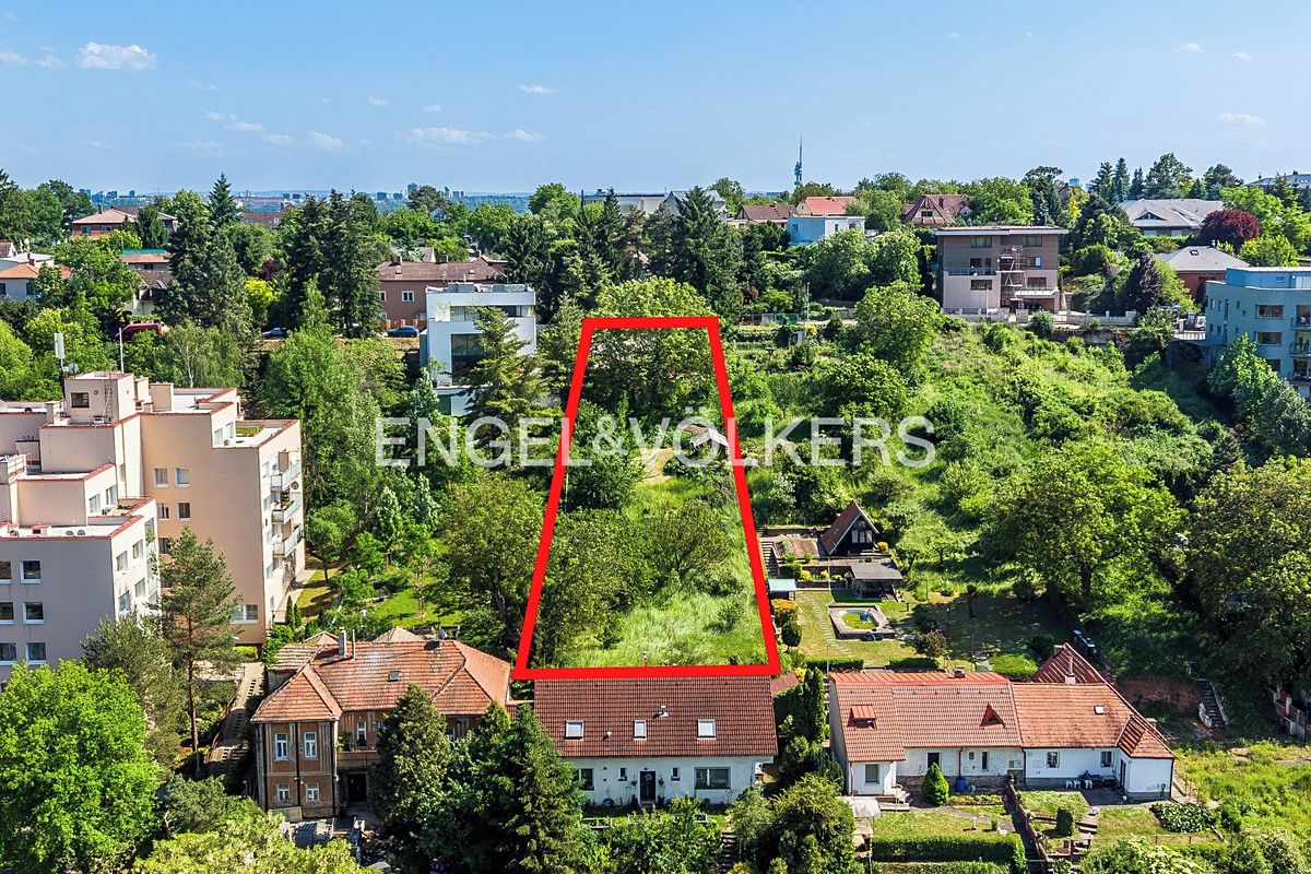 Prodej stavebního pozemku 1575 m² – fotografie 2