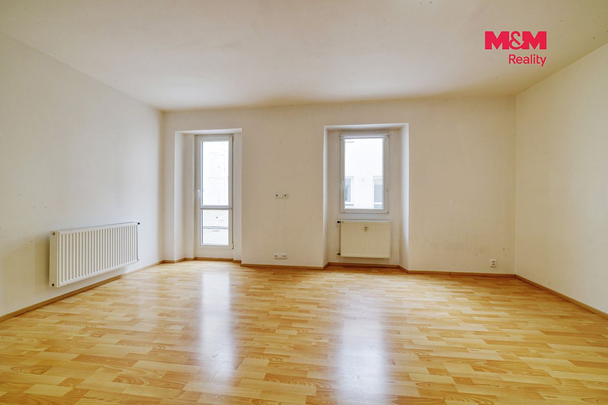 Pronájem bytu 2+kk 69 m² – fotografie 2