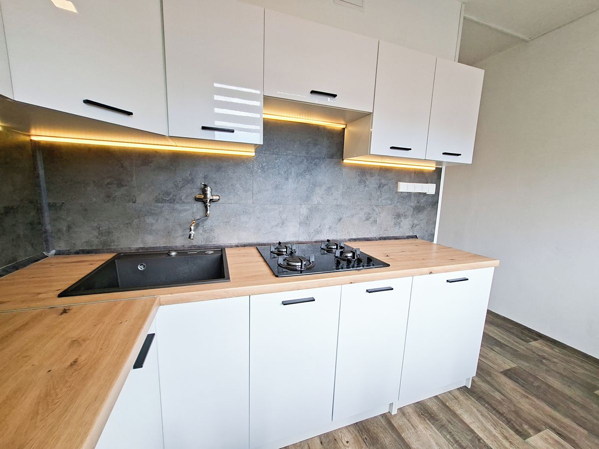 Prodej bytu 2+1 53 m² – fotografie 2