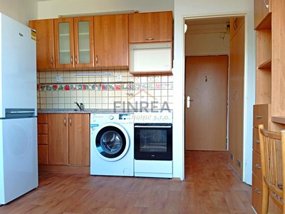 Квартира 1+kk в оренду, 19 м² (2 з 10)