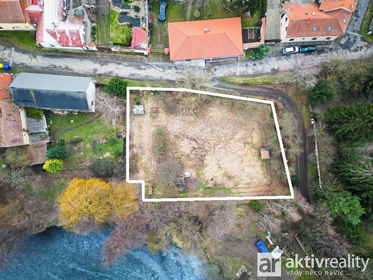 Grundstück zum Kauf, 1.755 m² (1 von 18)