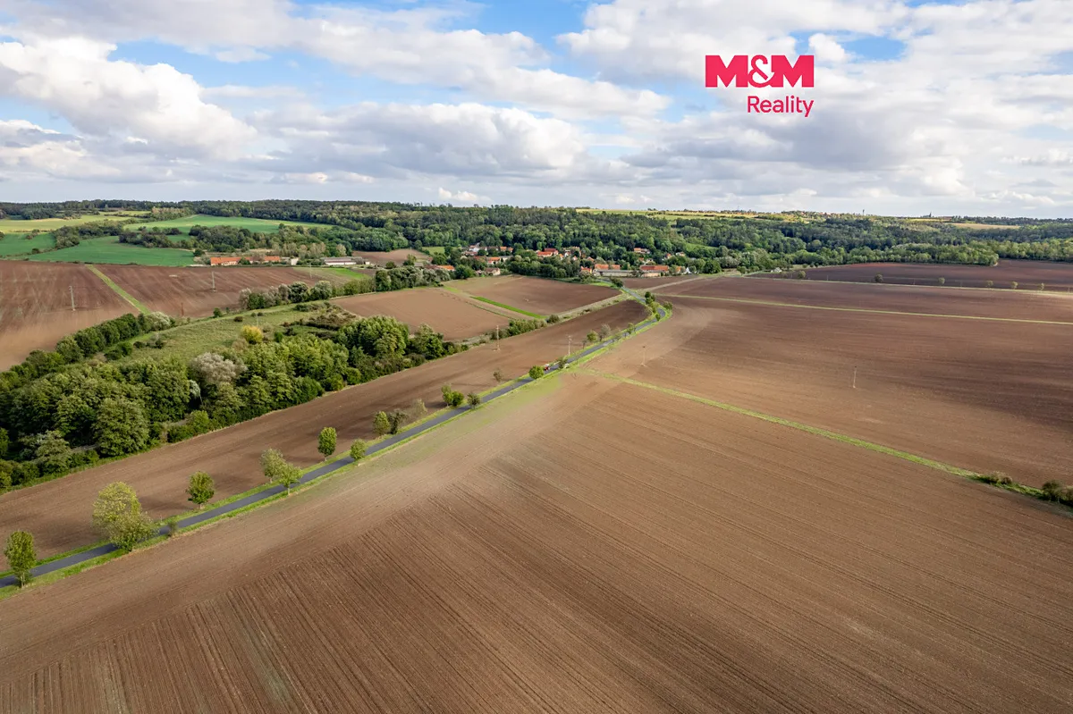 Prodej pozemku 2067 m²