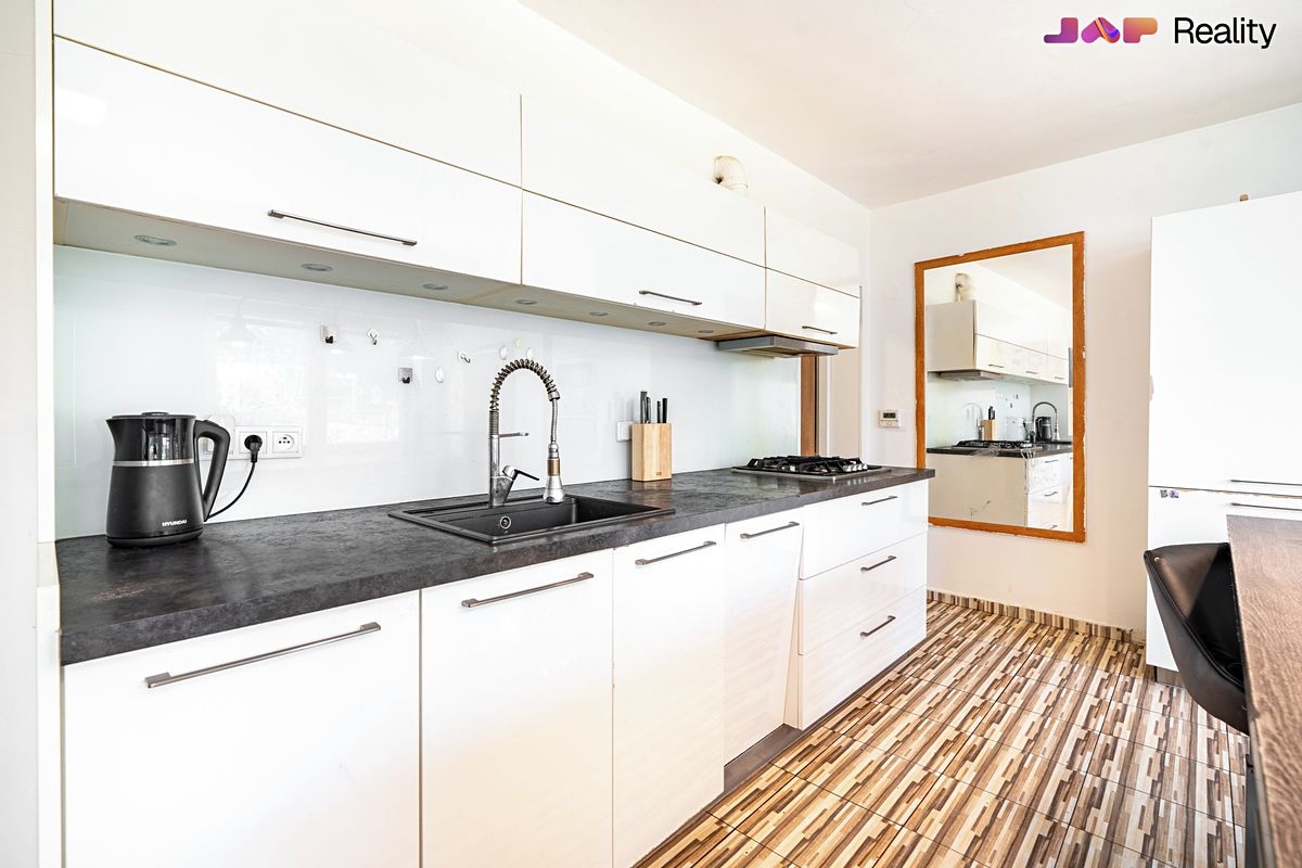 Prodej rodinného domu 120 m², pozemek 68 m² – fotografie 5