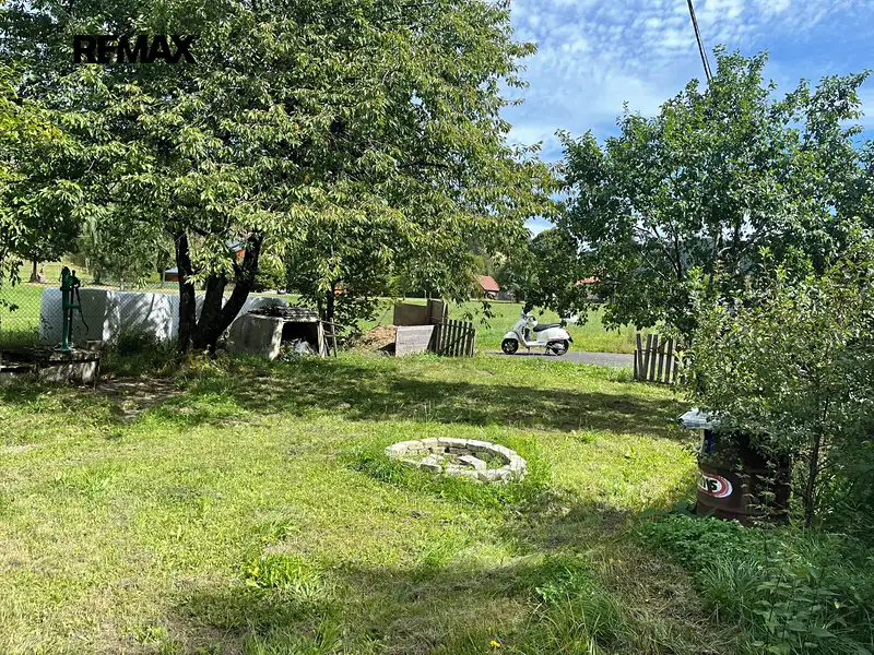 Prodej chalupy 745 m², pozemek 745 m², Velké Karlovice – náhled fotky 3