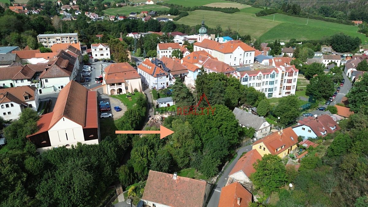 Prodej stavebního pozemku 1050 m² – fotografie 5