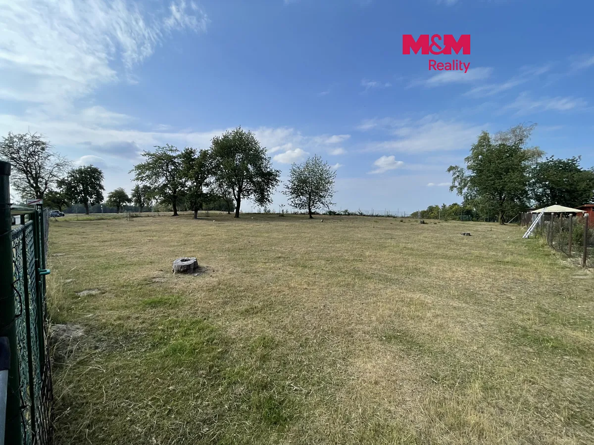 Pronájem zahrady 1645 m²