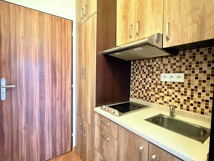 Квартира 1+kk на продаж, 18 м² (4 з 9)