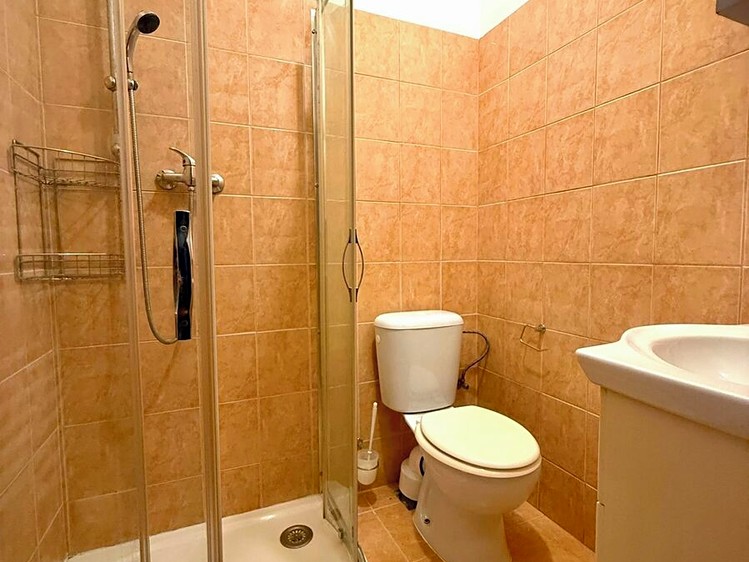 Квартира 1+kk на продаж, 18 м² (5 з 9)