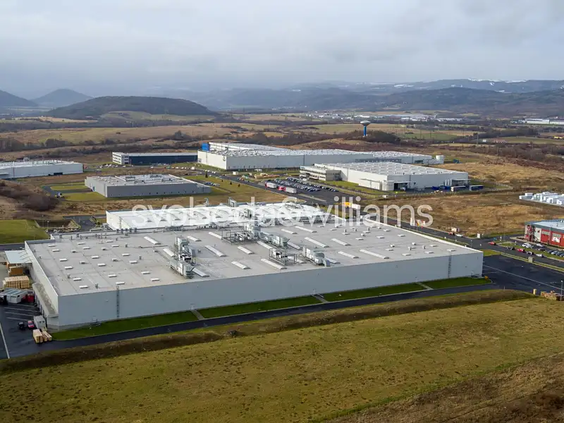 Pronájem skladového prostoru 4650 m², Kadaň – náhled fotky 3