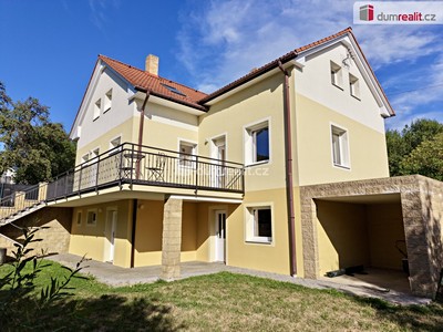 Prodej  rodinného domu 247 m², pozemek 1 024 m²